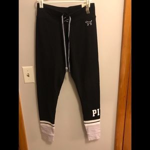 Victoria Secret Pink campus legging. Size small.